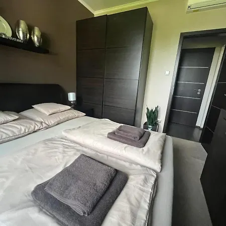 Delux Apartment *